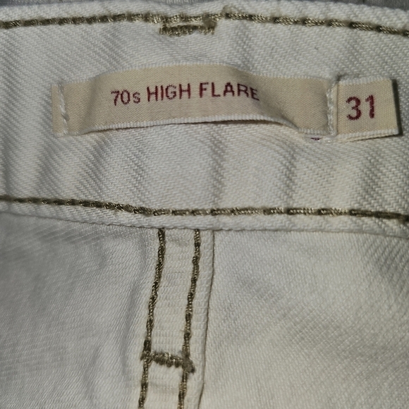 LEVI'S Movin On 70s High Rise White Flare Jeans in 31 - Picture 8 of 11